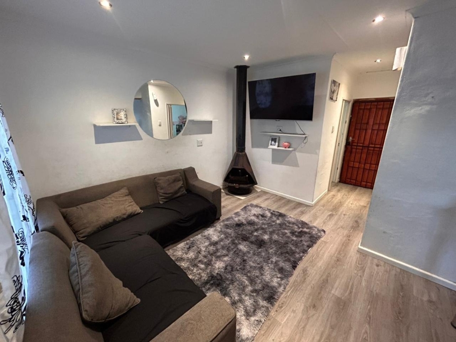 1 Bedroom Property for Sale in Pelican Park Western Cape